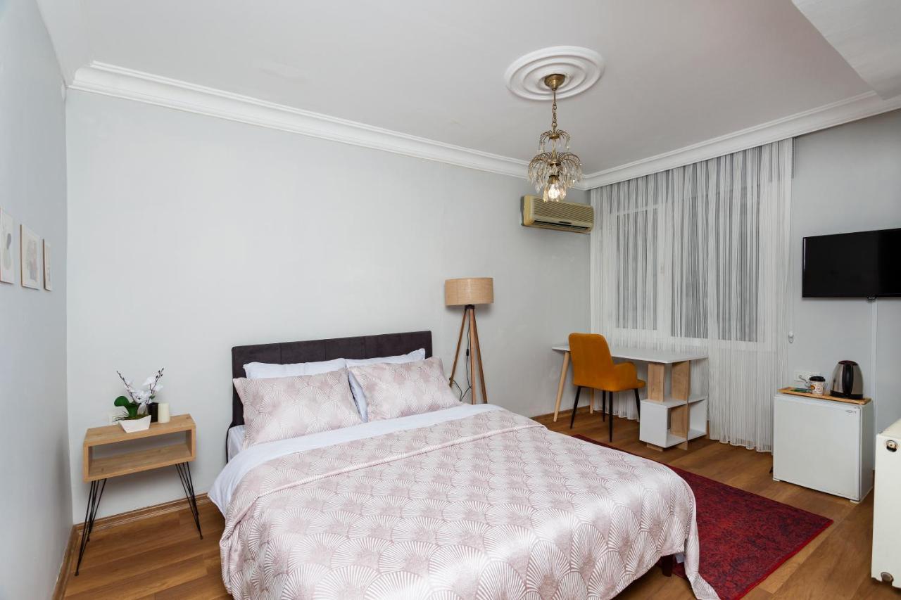 8 Rooms House Balçova Esterno foto